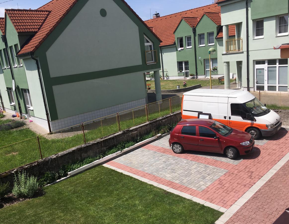 Apartmany Na Sadech Třeboň Buitenkant foto